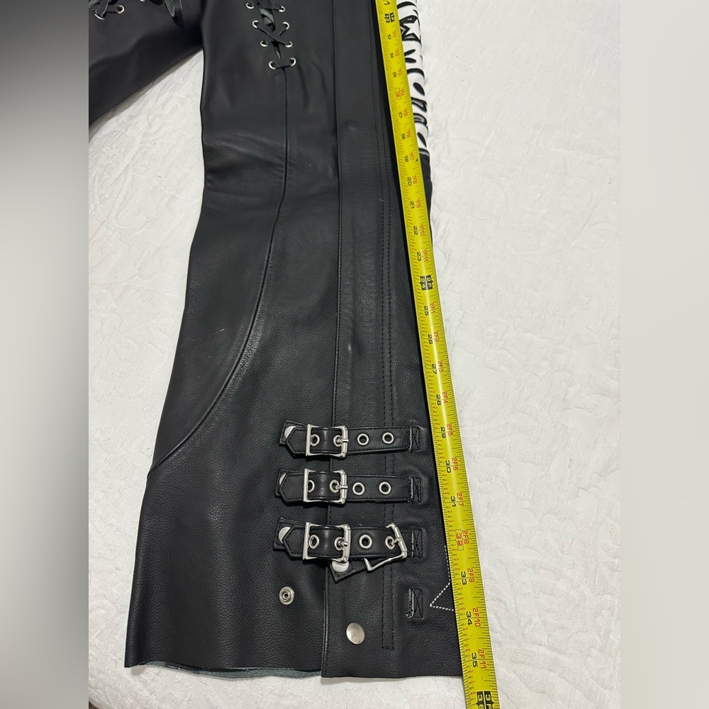Leather Bombshell Motorcycle GoGo chaps - Picture 10 of 16